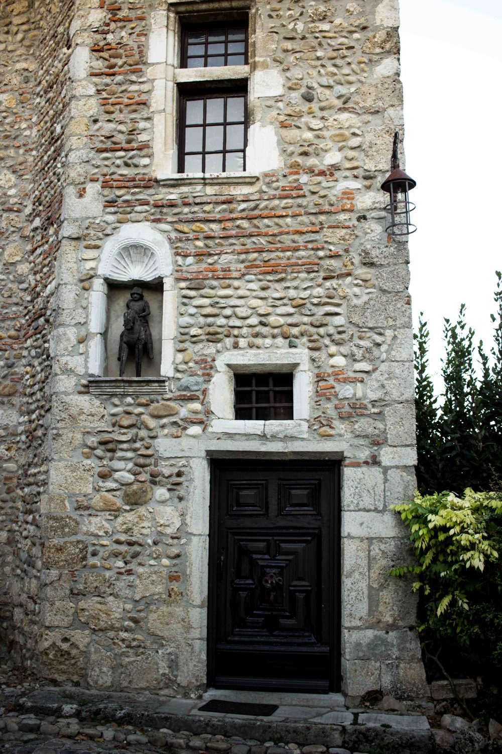 pérouges