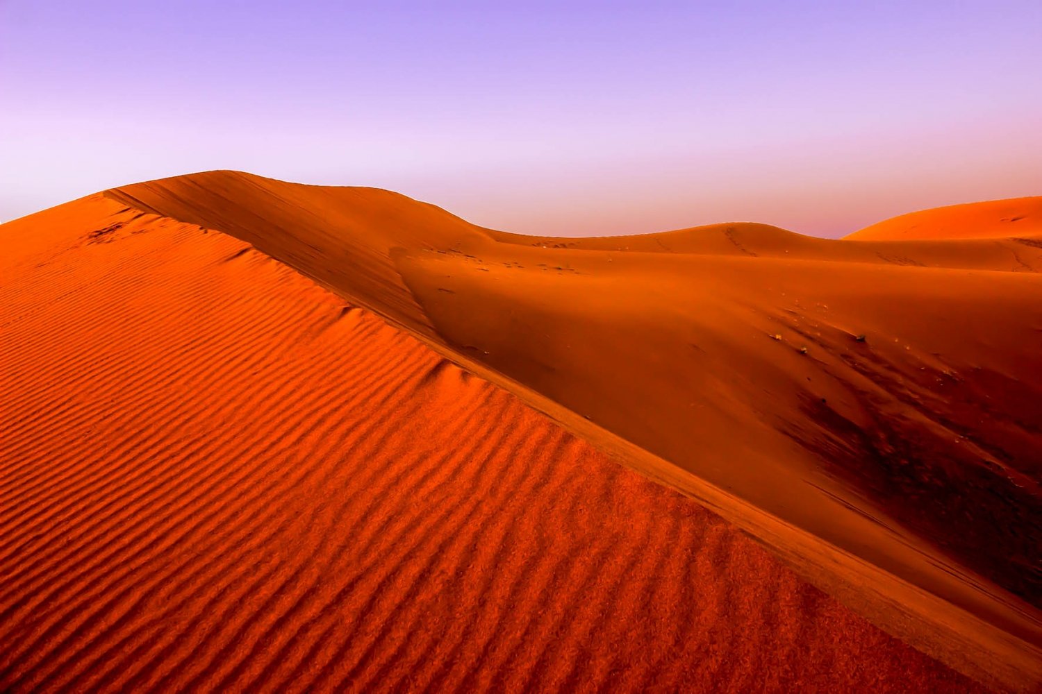 deserto sahara: duna di sabbia marocco