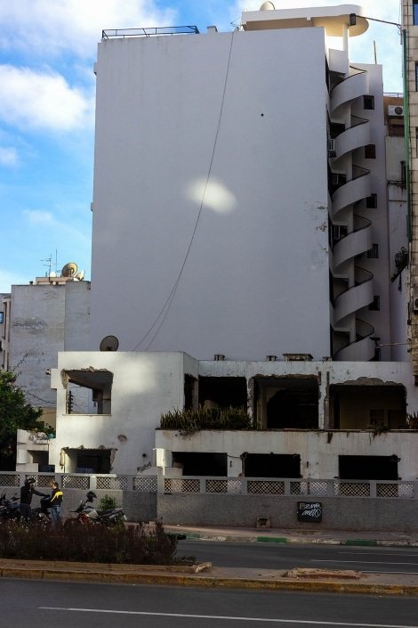 edificio senza finestre casablanca